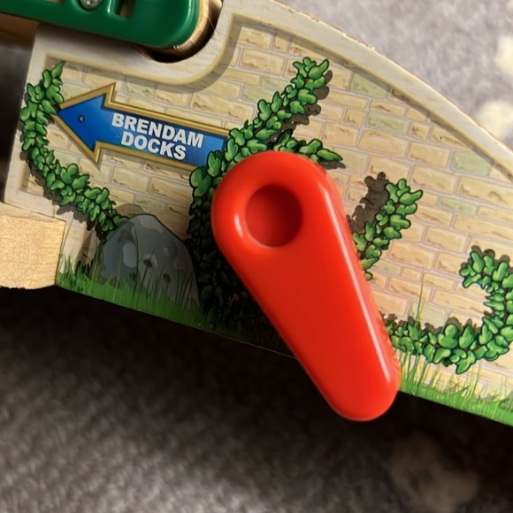 Brendam Draw Bridge Thomas and Friends - Picture 4 of 7